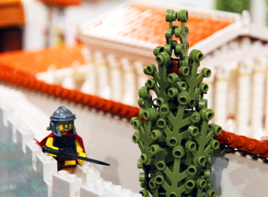 Pompeya: la ciudad antigua reconstruida con 190 mil piezas de Lego