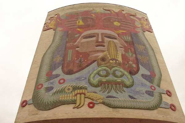 Os maravilhosos murais astecas da Universidade Mexicana (FOTO)