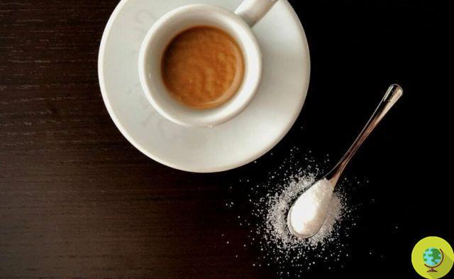 Por que você deve começar a beber café sem açúcar imediatamente (de acordo com a ciência)