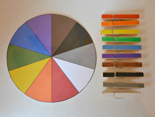 Montessori method: how to make the wheel to learn colors