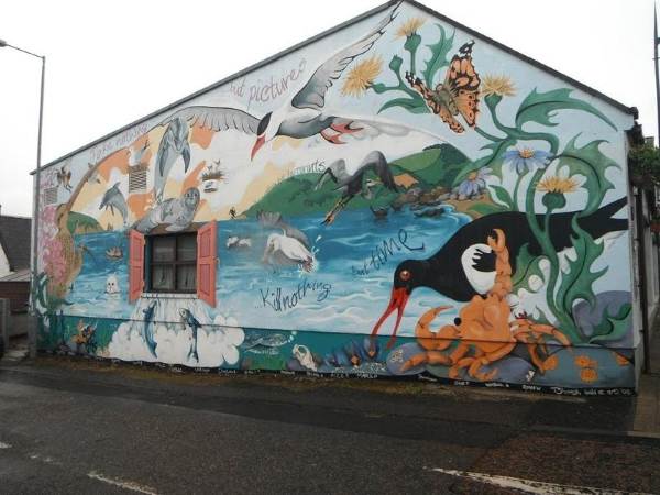 Street art : Invergordon, la cité pétrolière réaménagée grâce aux couleurs