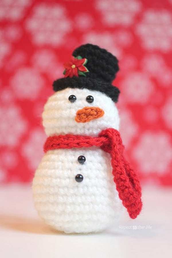 Amigurumi de Natal: padrões e tutoriais para decorações e fantoches de crochê