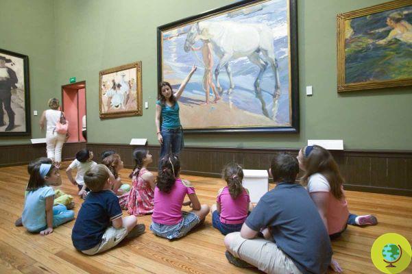 Visiter les musées n'aide pas à obtenir de meilleures notes scolaires, une nouvelle étude démantèle l'idée de capital culturel