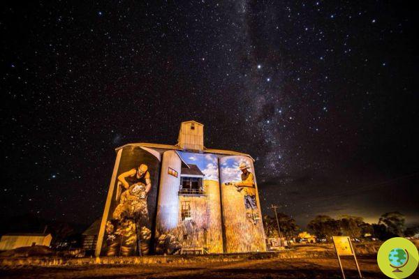 Street artists transform silos into works of art to revive Australia's most desolate areas