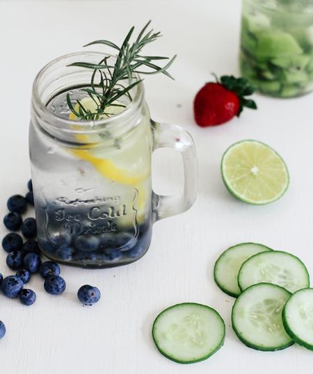 10 receitas de águas com sabor de frutas