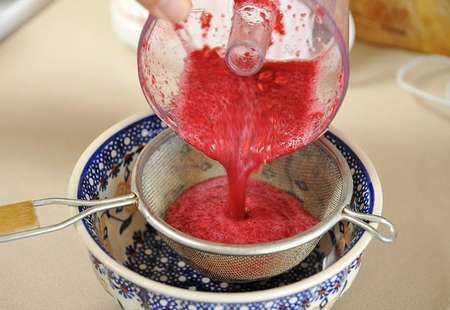 Pomegranate: tips and tricks on how to shell and how to prepare the juice of its fruit