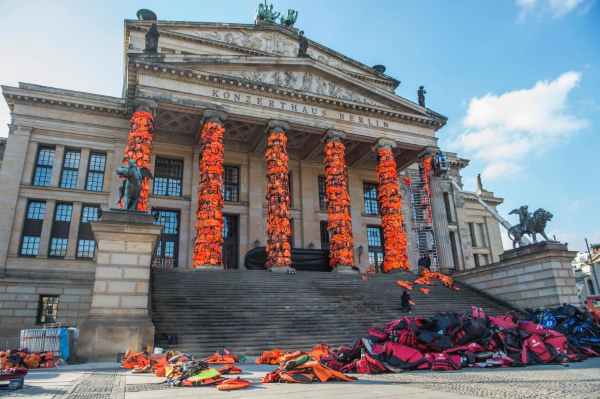 L'installation évocatrice d'Ai Weiwei pour se souvenir de la tragédie des migrants (PHOTO)