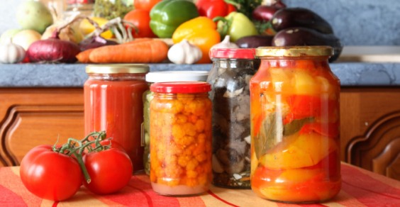 Como melhor usar e armazenar frutas e legumes maduros