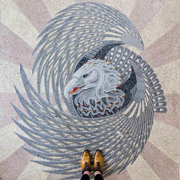 Los extraordinarios mosaicos que colorean los suelos ingleses (FOTO)