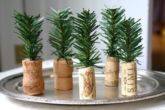 10 mini árboles de Navidad sin coste de reciclaje creativo