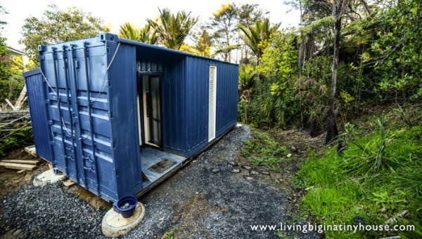 The off grid micro-house with all the comforts obtained from a container