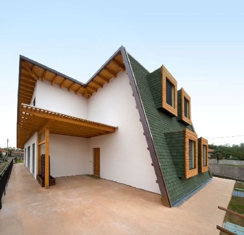 La première maison passive en bois de Lombardie a un an. Voici combien vous économisez