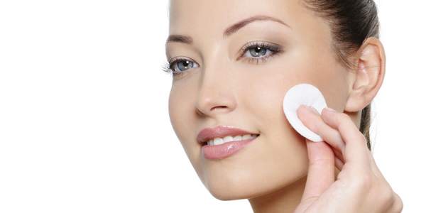Micellar water: what it is, what is it for, benefits and how to make it at home