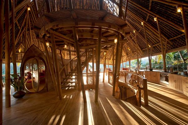 Como construir uma casa de bambu sustentável e de baixo custo