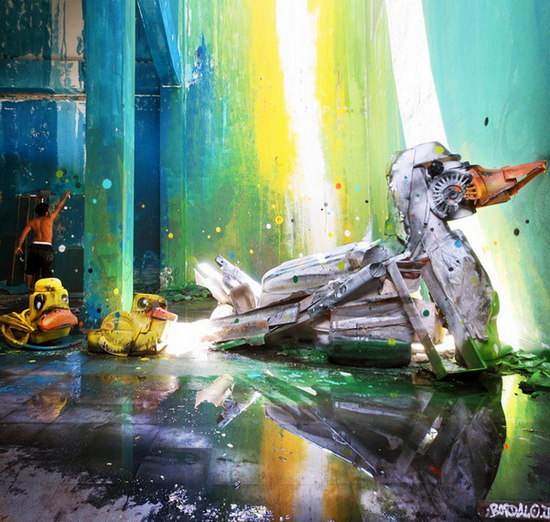 Street Art: the Portuguese artist who transforms waste into fantastic urban sculptures