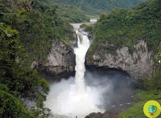 It used to be the largest waterfall in Ecuador and has now officially disappeared