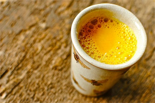 Golden Milk : la recette originale et 10 variations du lait doré au curcuma