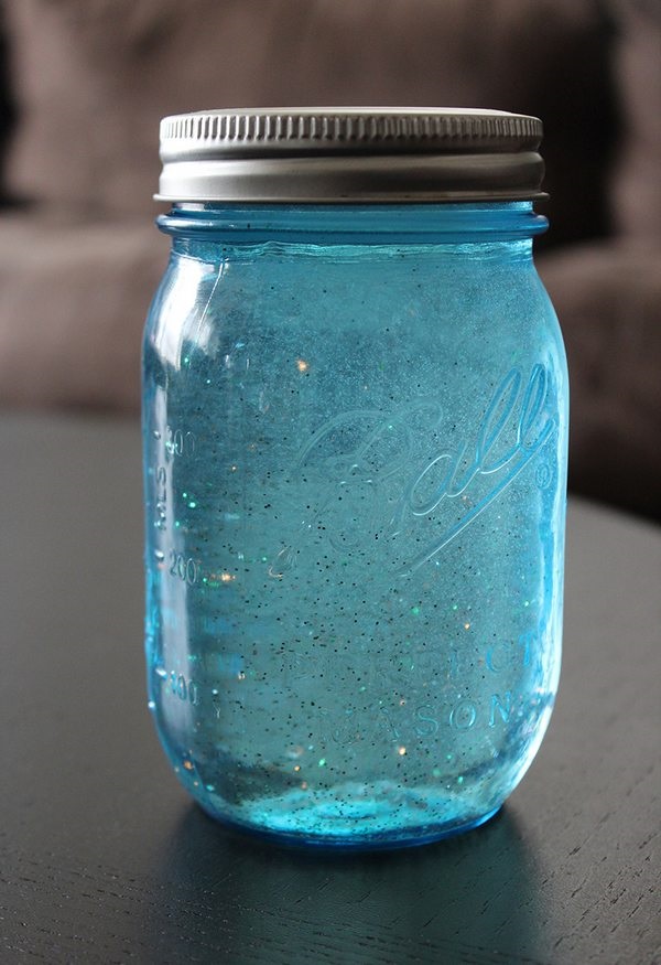 Montessori method: how to build the calming jar