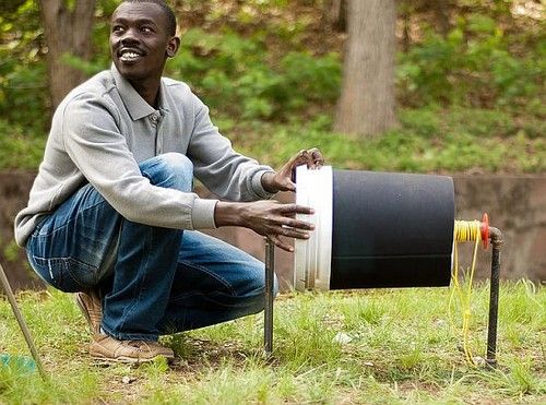 Up-Stream: the pedal washing machine made with recycled materials for only 4 dollars
