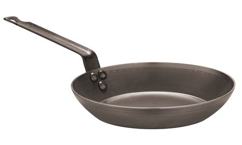 Cooking food: which pots and pans to choose? The pros and cons of all materials
