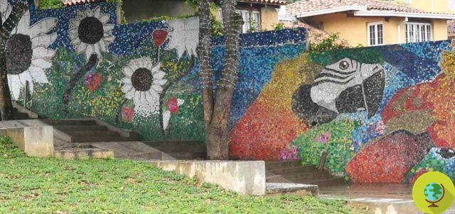 O mural feito com milhares de tampinhas plásticas na Argentina (FOTO)