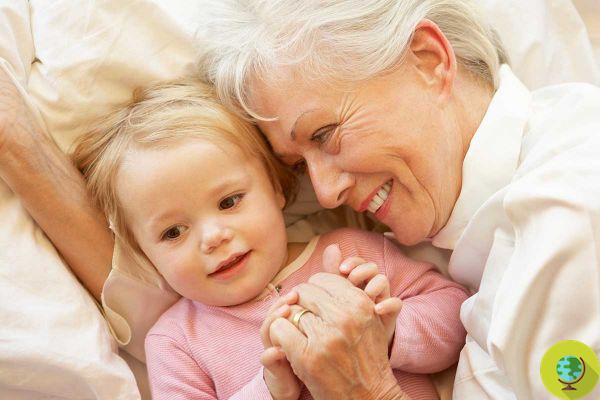 Les grands-mères peuvent être plus émotionnellement attachées à leurs petits-enfants qu'à leurs propres enfants