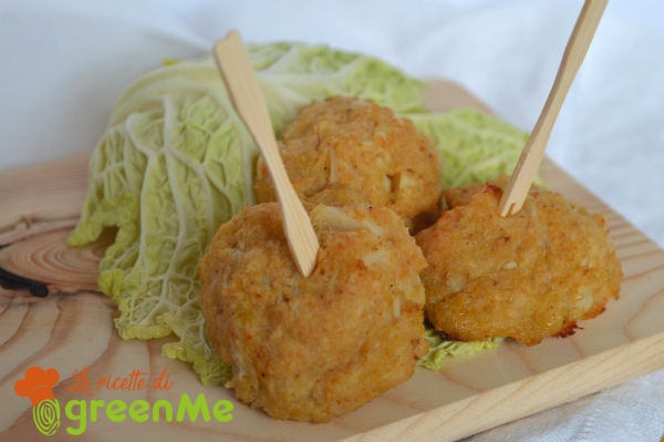 Savoy cabbage meatballs (vegan recipe)