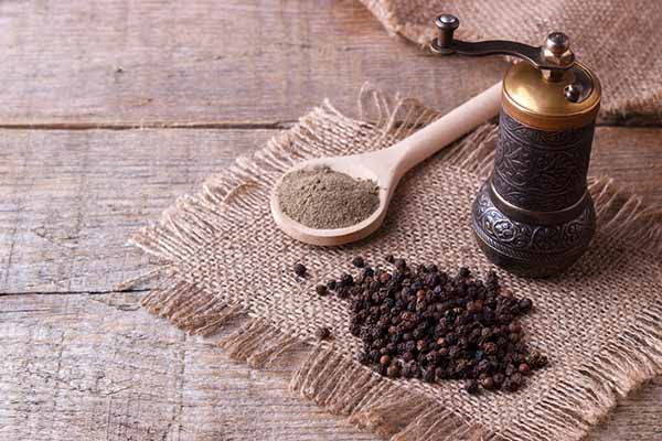 Black pepper: properties, benefits, history and how to best use it