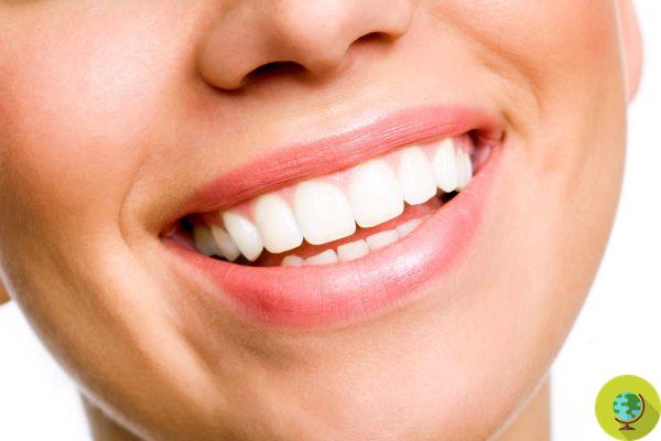 Ces habitudes apparemment saines nuisent à votre santé bucco-dentaire