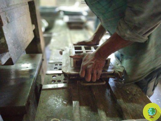 The Indian startup that produces anti-smog tiles made of 
