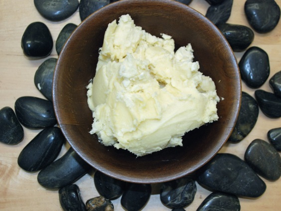 Manteiga de karité: benefícios, usos e onde encontrá-la