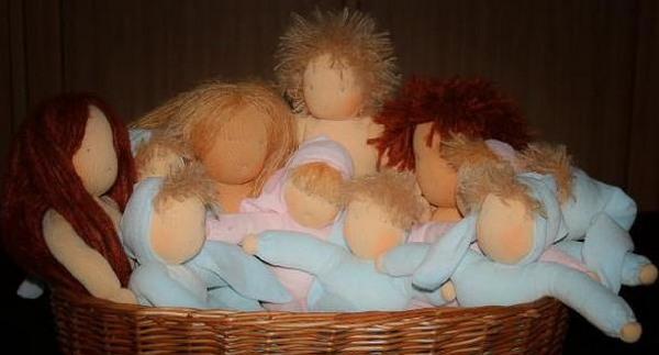 Waldorf dolls: what they are, how to choose them and DIY tutorials