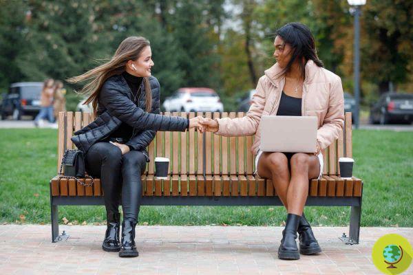 The unexpected benefits of talking to a stranger just discovered by science