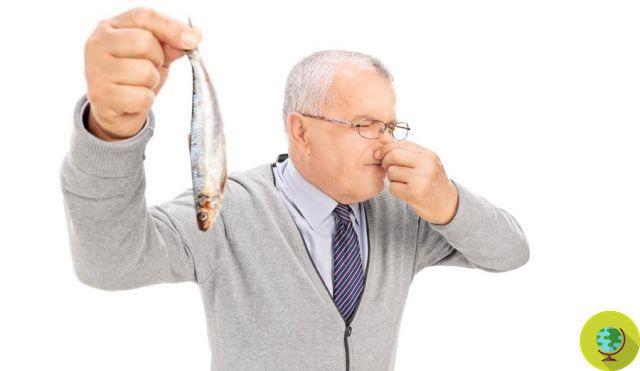 To quit smoking, you need to smell rotten fish