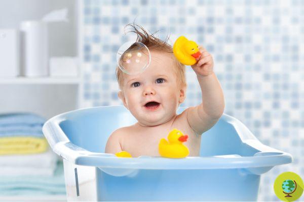 Attention aux canards et jouets de bain : les astuces pour éviter moisissures, germes et bactéries