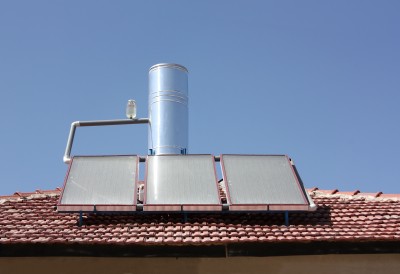 Warming up with the sun: install the sanitary water heater