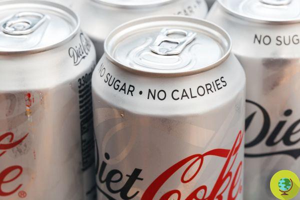 Diet drinks are no better than sugary ones. Both increase the risk of heart disease