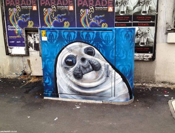Street Art : les cabines électriques et téléphoniques d'Auckland se transforment en œuvres d'art