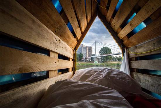 Trash Hotel: the temporary hotels made with garbage (PHOTO)