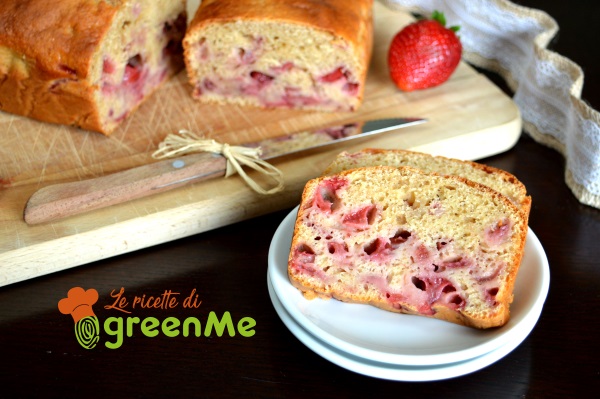 Strawberry plumcake: the recipe to make it soft and delicious