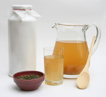 Chá kombucha: propriedades, preparação e onde encontrá-lo