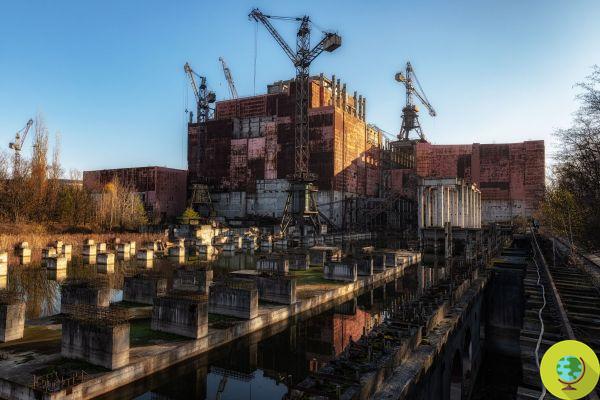 Daños en la línea eléctrica que alimenta la central nuclear de Chernobyl