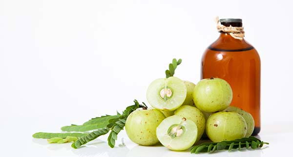 Amla: properties, benefits and how to use the long life fruit for skin and hair