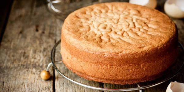 Sponge cake: the original recipe and 10 variations
