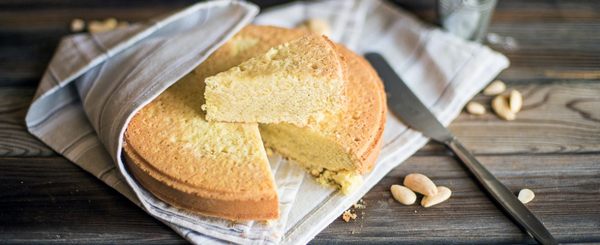 Sponge cake: the original recipe and 10 variations