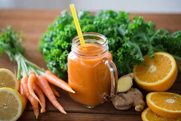 10 slimming and purifying juices to be made with the extractor