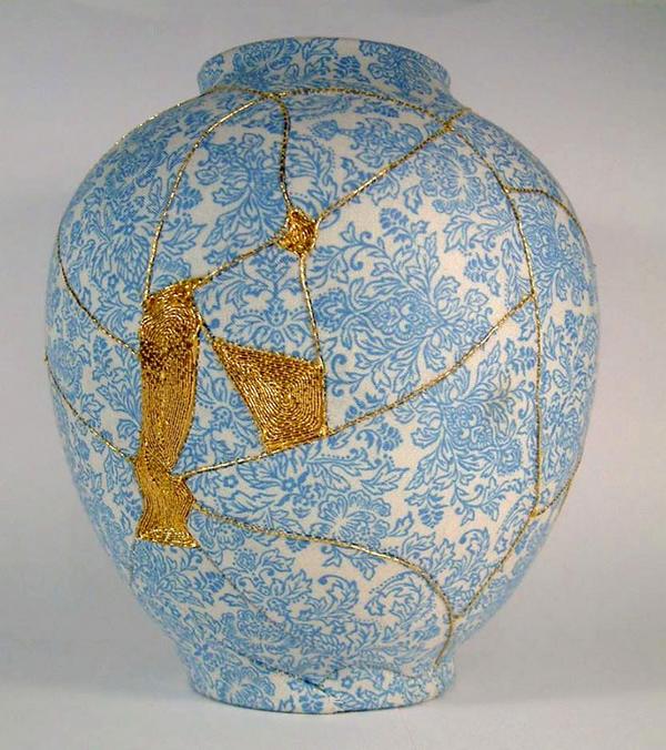 Kintsugi: os maravilhosos vasos quebrados reparados com ouro graças a uma antiga técnica japonesa (FOTO)