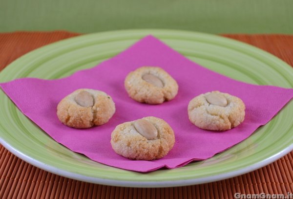 Biscoitos de coco: a receita original e 10 variações