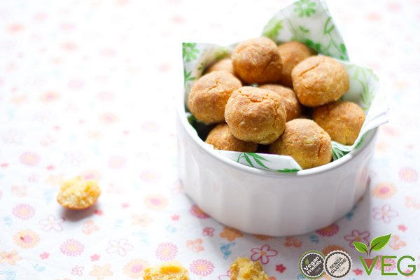 Coconut biscuits: the original recipe and 10 variations