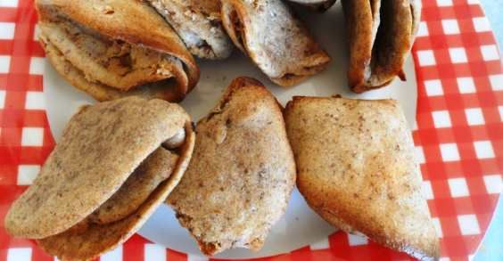 How to make vegan fortune cookies at home